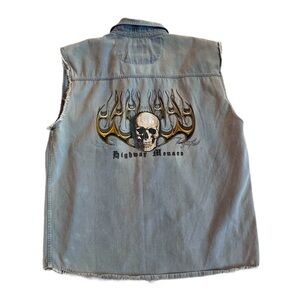 BIKER DESIGN USA ~ Light Wash Denim Vest with Skull and Flames Design size M